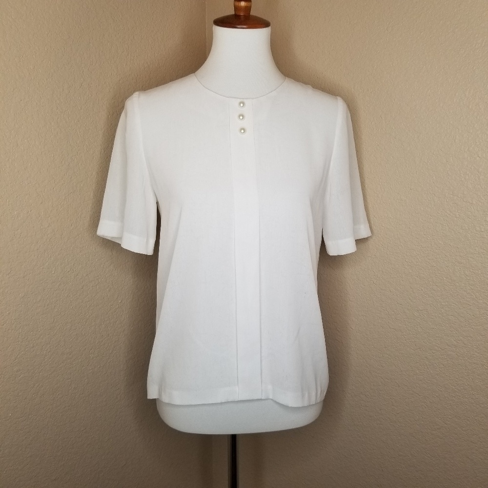 Delicate Short Sleeve Blouse
